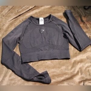 Gymshark Black Seamless Long-Sleeve Crop Top with Thumbholes